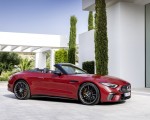 2022 Mercedes-AMG SL 63 4MATIC+ (Color: Patagonia Red Metallic) Front Three-Quarter Wallpapers 150x120 (15)