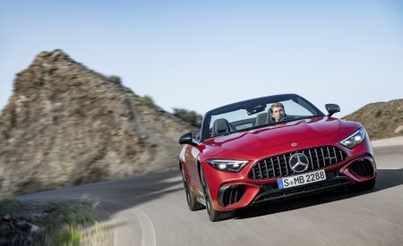 2022 Mercedes-AMG SL 63 4MATIC+ (Color: Patagonia Red Metallic) Front Wallpapers 450x275 (4)