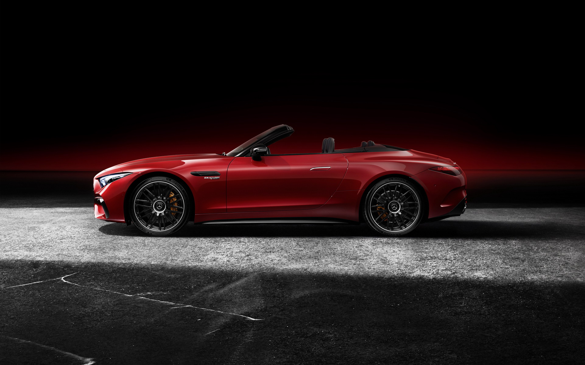 2022 Mercedes-AMG SL 63 4MATIC+ (Color: Patagonia Red Metallic) Side Wallpapers #55 of 97