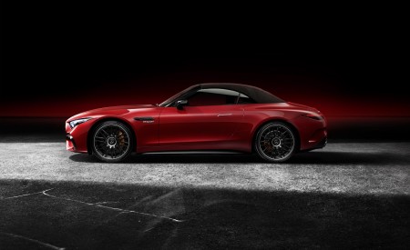 2022 Mercedes-AMG SL 63 4MATIC+ (Color: Patagonia Red Metallic) Side Wallpapers 450x275 (56)