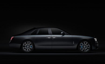 2022 Rolls-Royce Ghost Black Badge Side Wallpapers 450x275 (21)