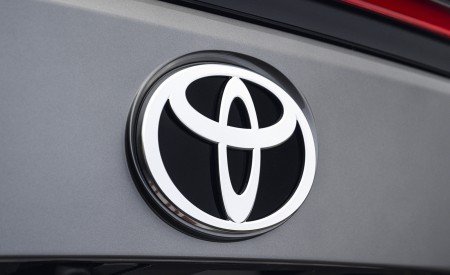 2023 Toyota bZ4X BEV (Euro-Spec) Badge Wallpapers  450x275 (140)