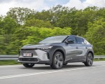 2023 Toyota bZ4X BEV (Euro-Spec) Front Three-Quarter Wallpapers 150x120 (62)