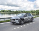 2023 Toyota bZ4X BEV (Euro-Spec) Front Three-Quarter Wallpapers 150x120 (73)