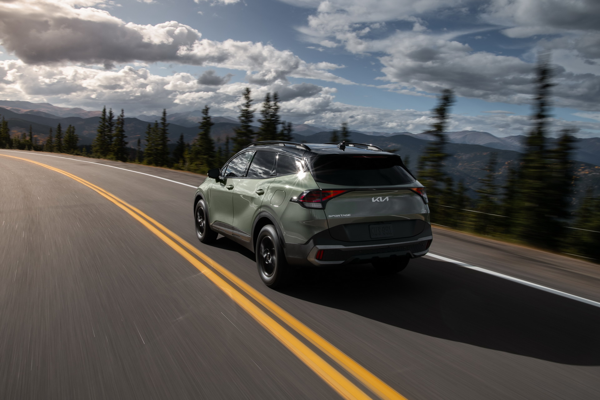 2023 Kia Sportage X-Pro Rear Three-Quarter Wallpapers (4)