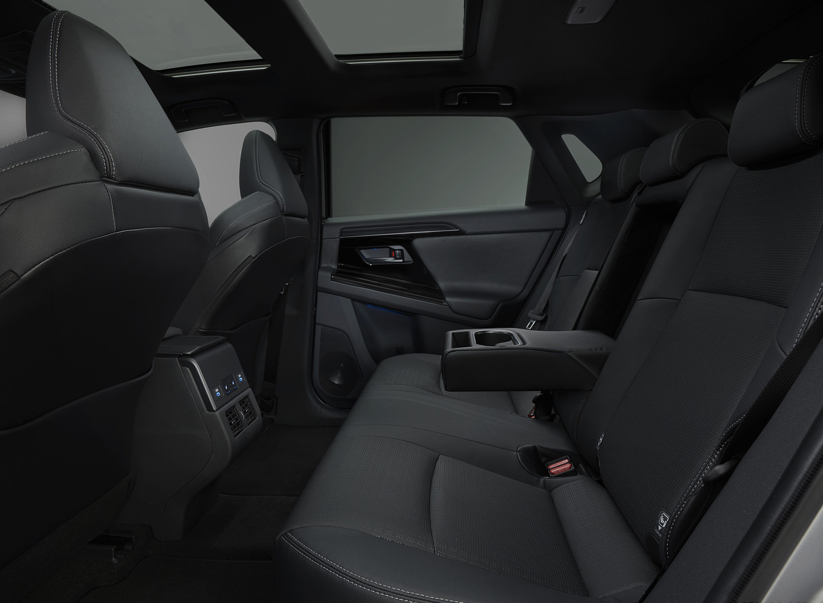 2023 Toyota bZ4X BEV Interior Rear Seats Wallpapers #52 of 168