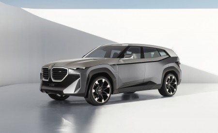 2021 BMW XM Concept Front Three-Quarter Wallpapers 450x275 (31)