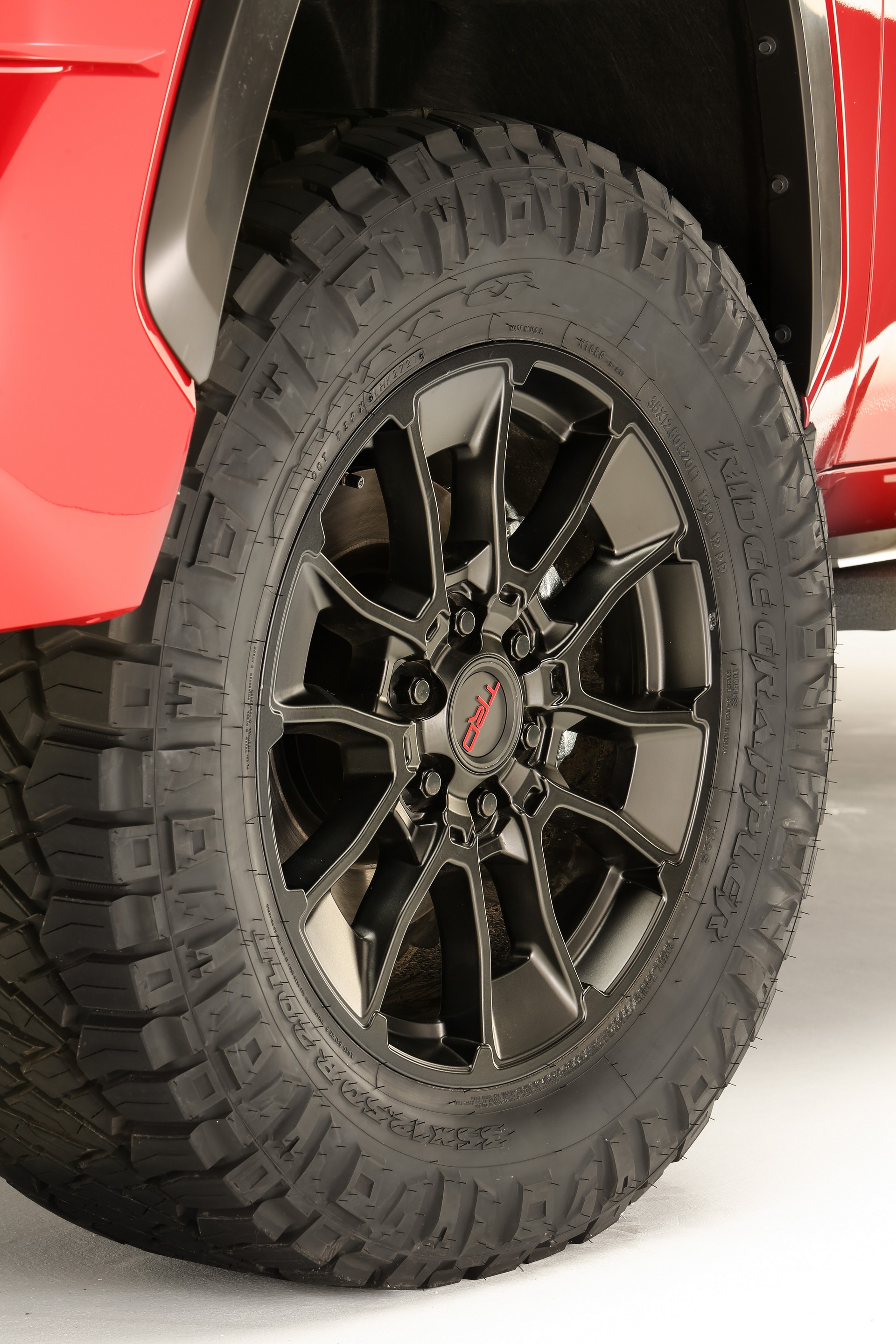 2021 Toyota Tundra Lifted Concept Wheel Wallpapers (8)