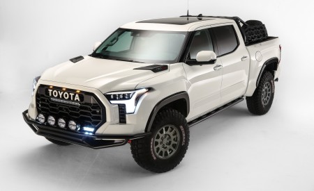 2021 Toyota Tundra TRD Desert Chase Concept Front Three-Quarter Wallpapers 450x275 (2)