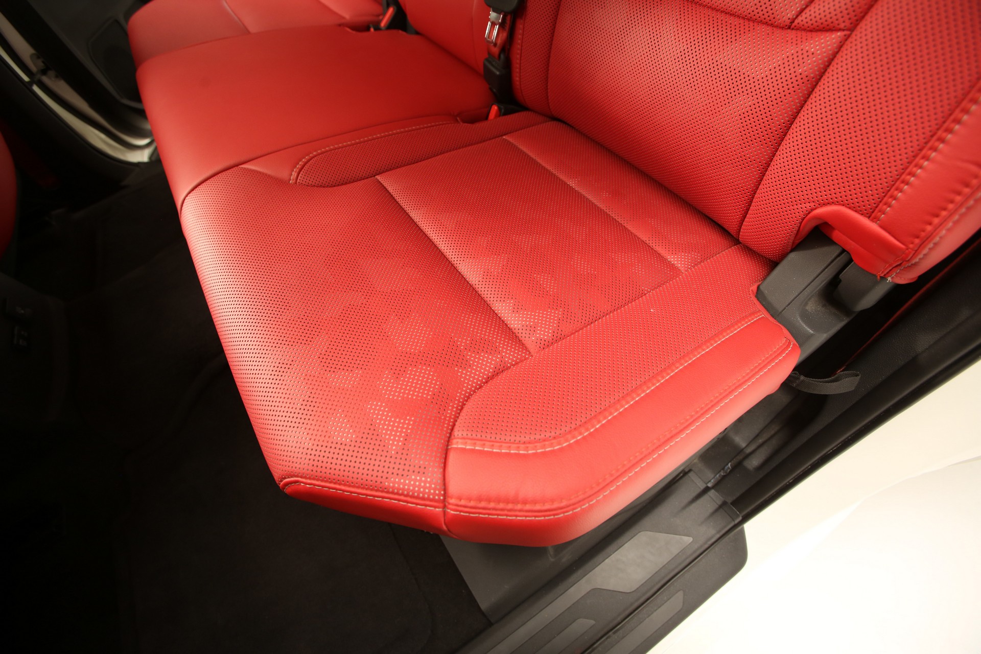 2021 Toyota Tundra TRD Desert Chase Concept Interior Rear Seats Wallpapers #24 of 29