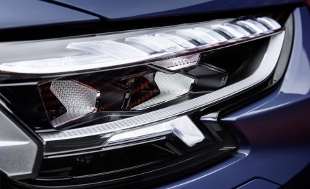 2022 Audi A8 Headlight Wallpapers 450x275 (54)