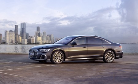 2022 Audi A8 L (Color: Manhattan Grey) Front Three-Quarter Wallpapers 450x275 (6)