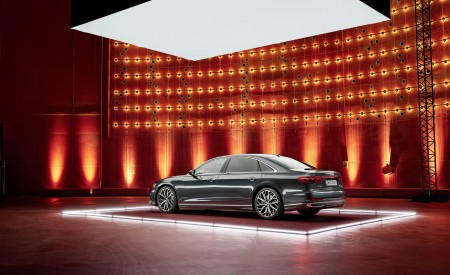 2022 Audi A8 L (Color: Manhattan Grey) Rear Three-Quarter Wallpapers 450x275 (73)