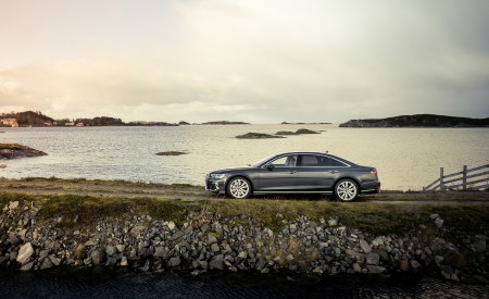 2022 Audi A8 L (Color: Manhattan Grey) Side Wallpapers 450x275 (45)