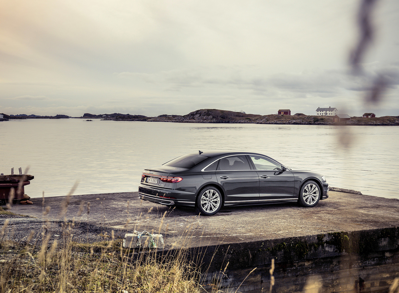 2022 Audi A8 L (Color: Manhattan Grey) Side Wallpapers #46 of 91