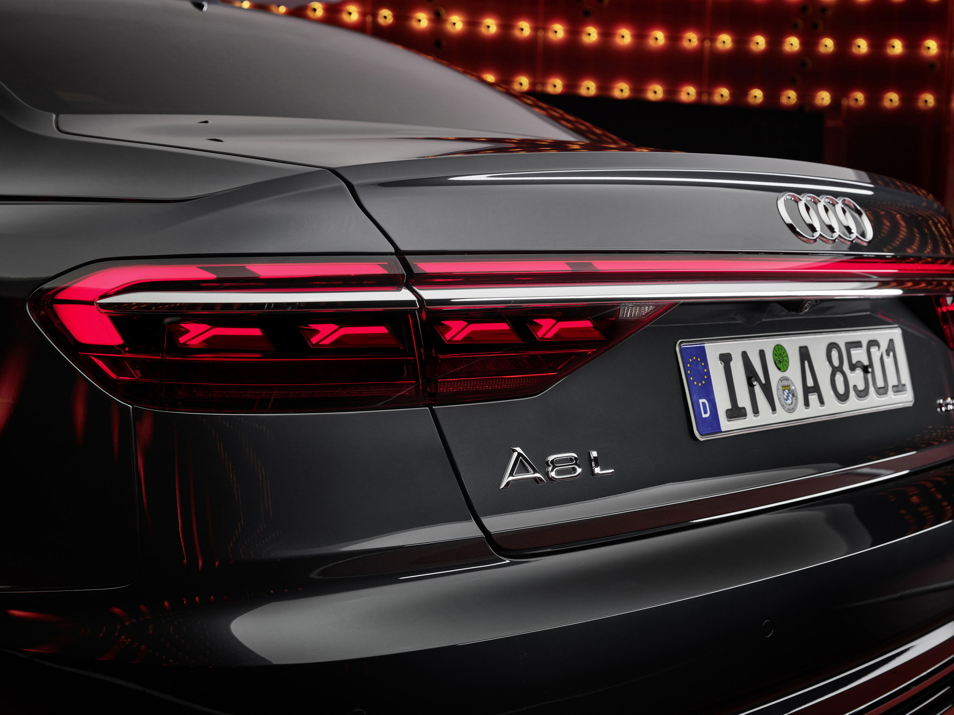 2022 Audi A8 L (Color: Manhattan Grey) Tail Light Wallpapers #79 of 91