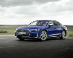 2022 Audi S8 (Color: Ultra Blue) Front Three-Quarter Wallpapers 150x120 (17)