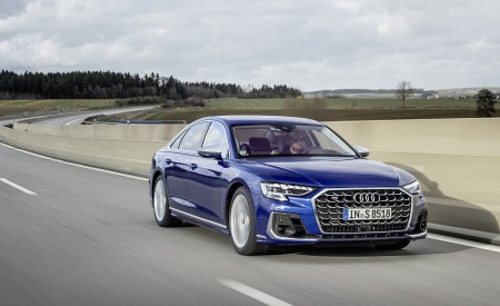 2022 Audi S8 (Color: Ultra Blue) Front Three-Quarter Wallpapers 450x275 (11)