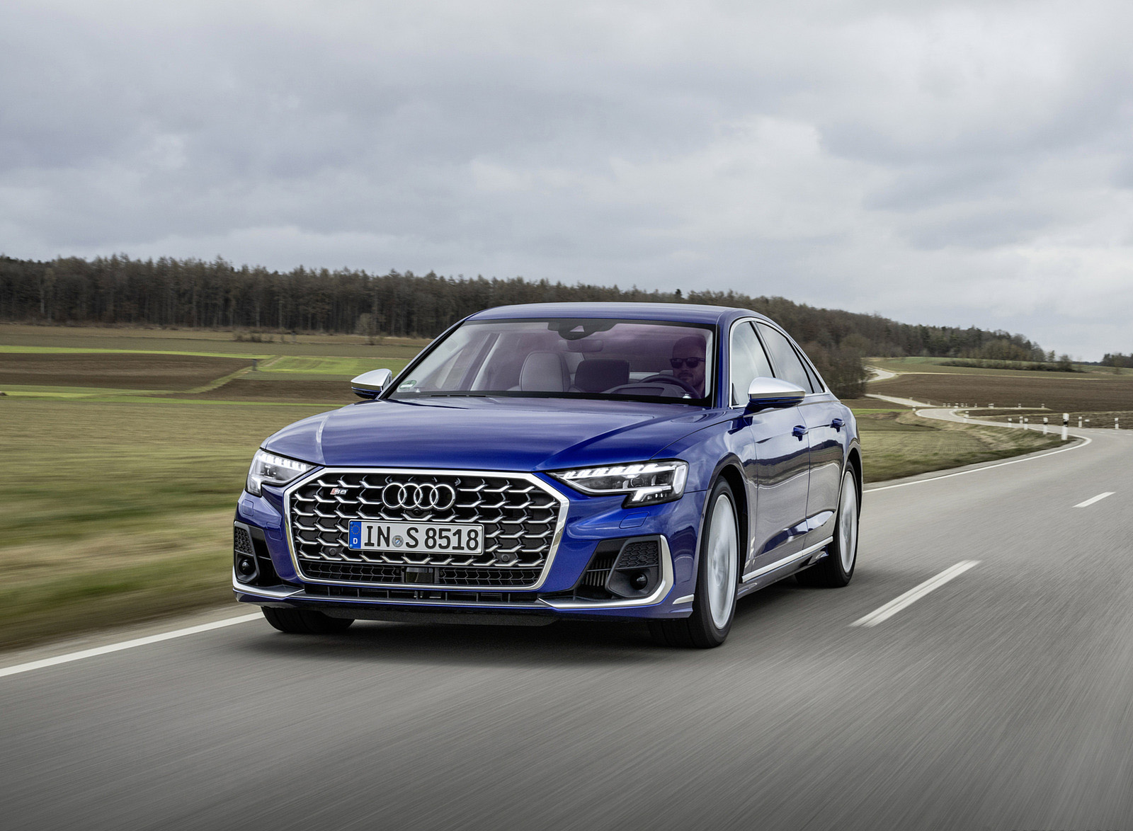 2022 Audi S8 (Color: Ultra Blue) Front Wallpapers #14 of 53