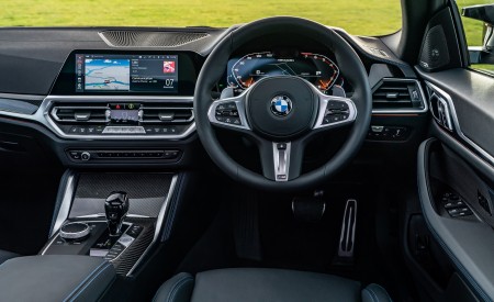 2022 BMW M440i xDrive Gran Coupé (UK-Spec) Interior Cockpit Wallpapers 450x275 (26)