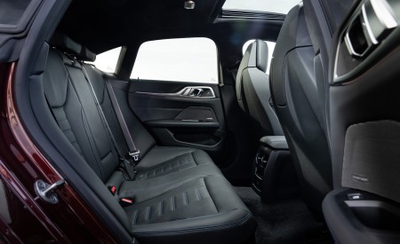 2022 BMW M440i xDrive Gran Coupé (UK-Spec) Interior Rear Seats Wallpapers 450x275 (37)