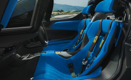 2022 Ferrari Daytona SP3 Interior Seats Wallpapers 450x275 (11)