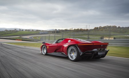 2022 Ferrari Daytona SP3 Rear Three-Quarter Wallpapers 450x275 (18)
