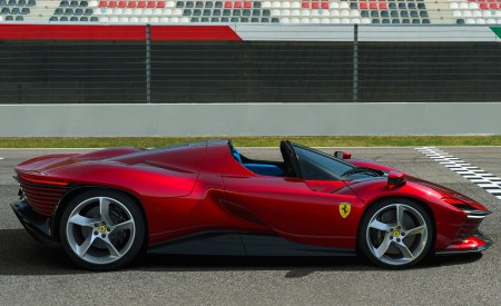 2022 Ferrari Daytona SP3 Side Wallpapers 450x275 (5)