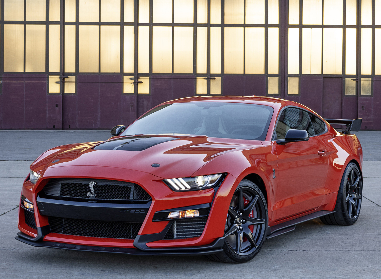 2022 Ford Mustang Shelby GT500 Front Three-Quarter Wallpapers (4)
