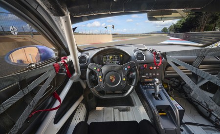 2022 Porsche 718 Cayman GT4 RS Clubsport Interior Cockpit Wallpapers 450x275 (28)