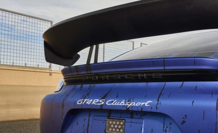 2022 Porsche 718 Cayman GT4 RS Clubsport Spoiler Wallpapers 450x275 (27)