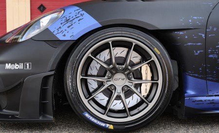 2022 Porsche 718 Cayman GT4 RS Clubsport Wheel Wallpapers 450x275 (26)