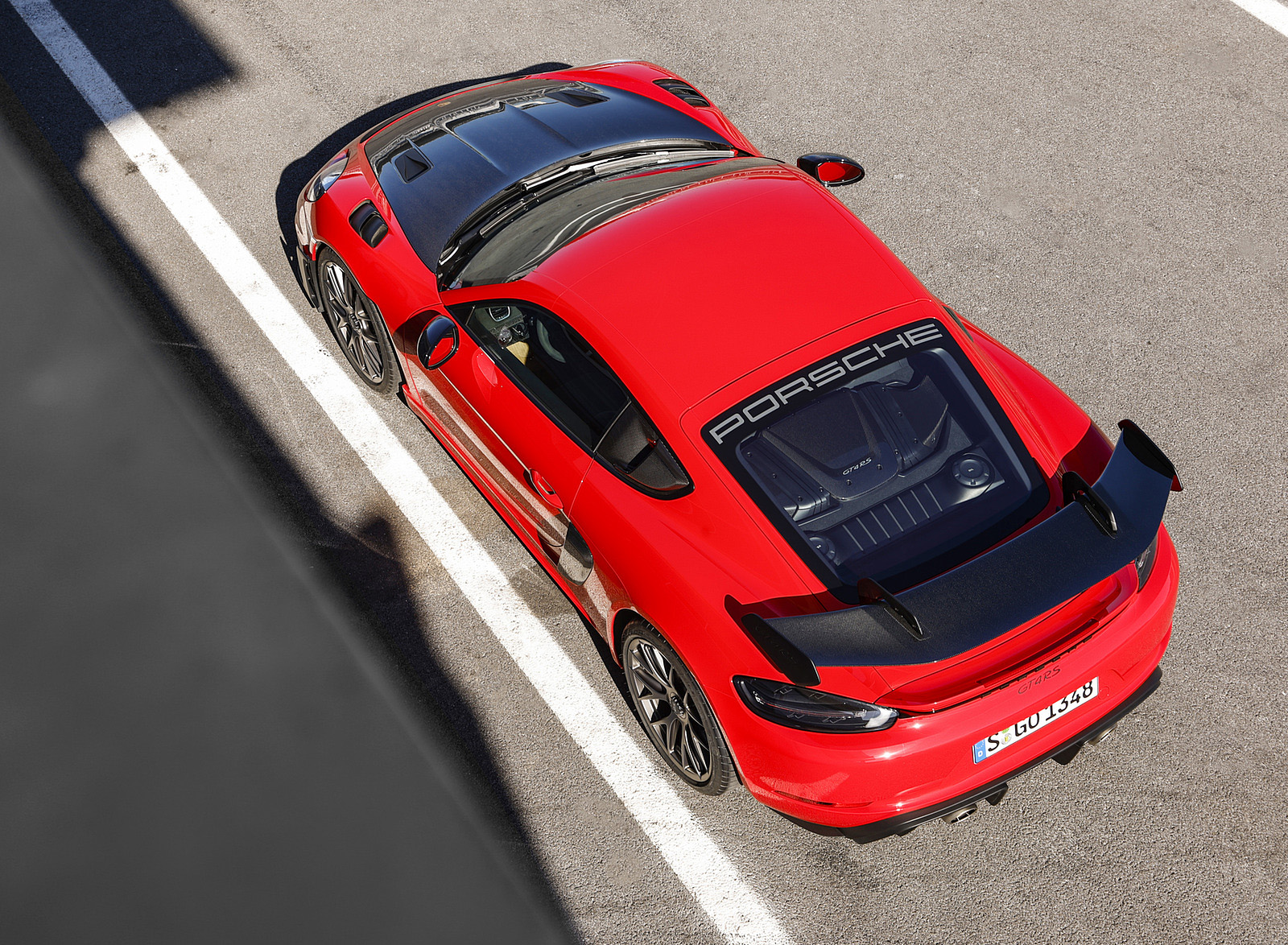 2022 Porsche 718 Cayman GT4 RS (Color: Guards Red) Top Wallpapers #66 of 382
