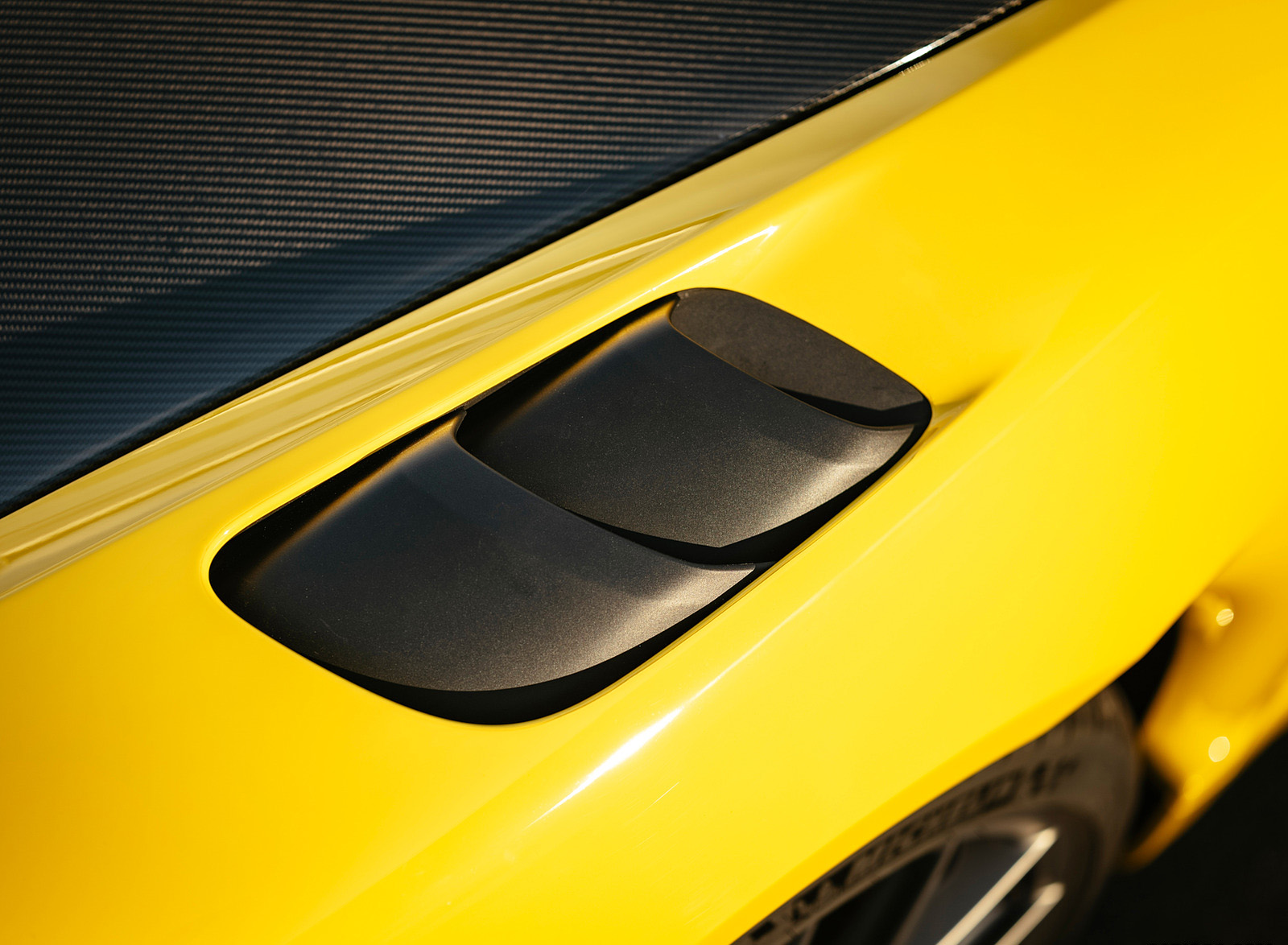 2022 Porsche 718 Cayman GT4 RS (Color: Racing Yellow) Detail Wallpapers #268 of 382