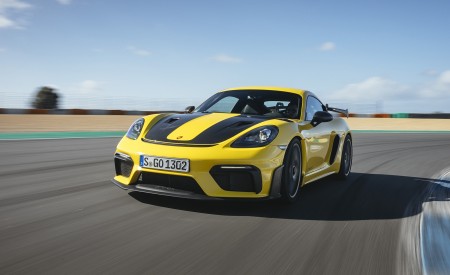 2022 Porsche 718 Cayman GT4 RS (Color: Racing Yellow) Front Wallpapers 450x275 (219)