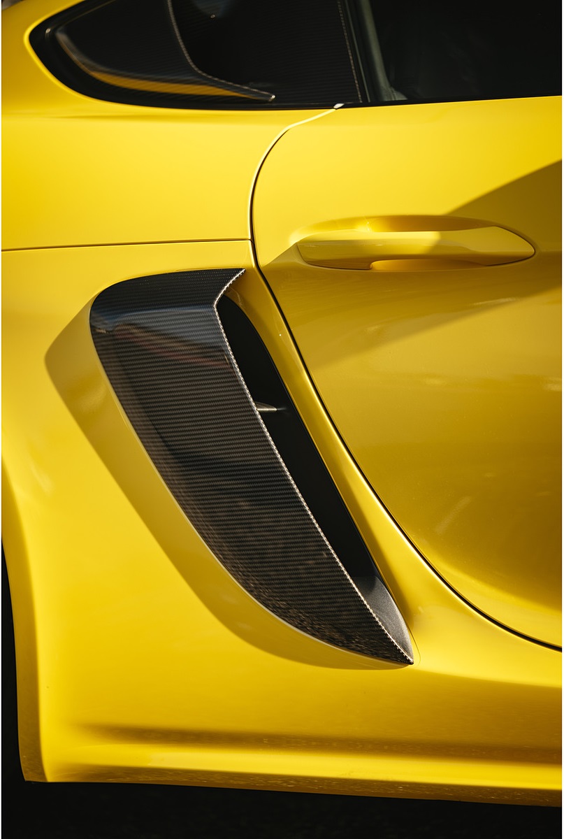 2022 Porsche 718 Cayman GT4 RS (Color: Racing Yellow) Side Vent Wallpapers #274 of 382