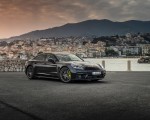 2022 Porsche Panamera 4 E-Hybrid Platinum Edition (Color: Jet Black Metallic) Front Three-Quarter Wallpapers 150x120 (12)