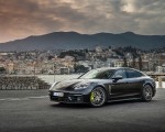 2022 Porsche Panamera 4 E-Hybrid Platinum Edition (Color: Jet Black Metallic) Front Three-Quarter Wallpapers  150x120 (13)