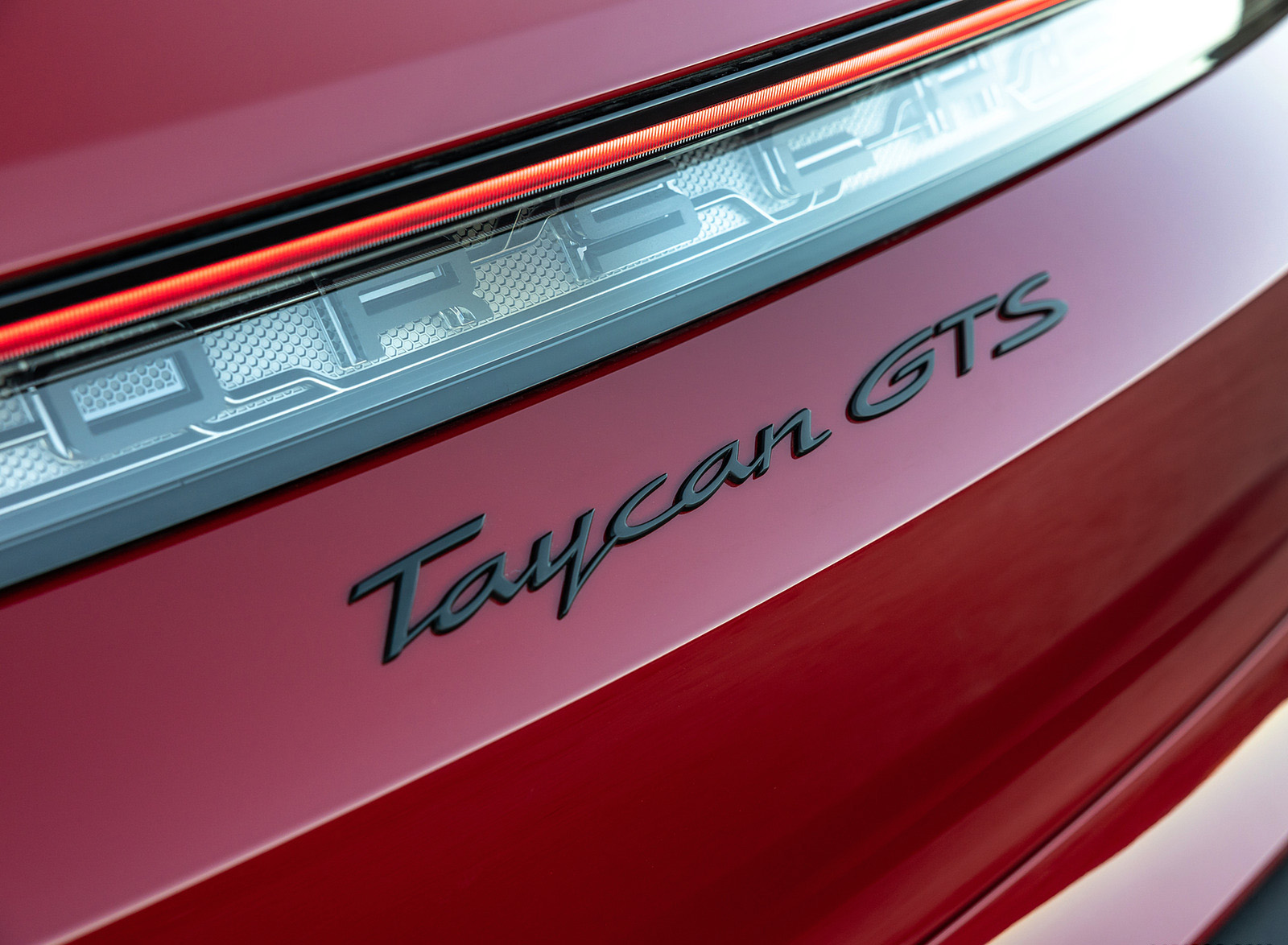 2022 Porsche Taycan GTS Sport Turismo (Color: Carmine Red) Badge Wallpapers #21 of 168