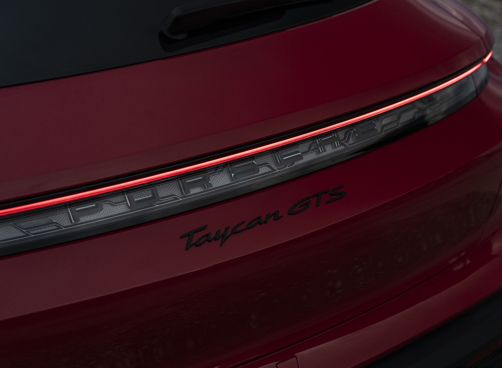 2022 Porsche Taycan GTS Sport Turismo (Color: Carmine Red) Detail Wallpapers #115 of 168