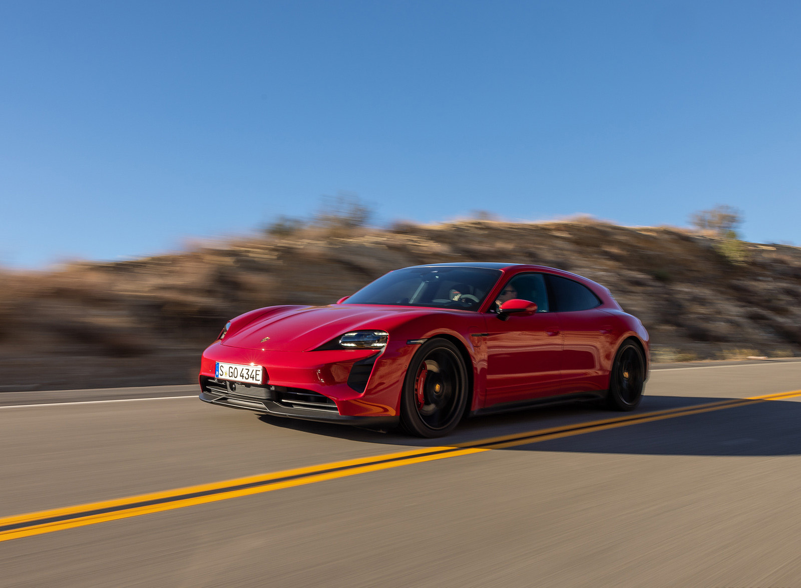 2022 Porsche Taycan GTS Sport Turismo (Color: Carmine Red) Front Three-Quarter Wallpapers (7)