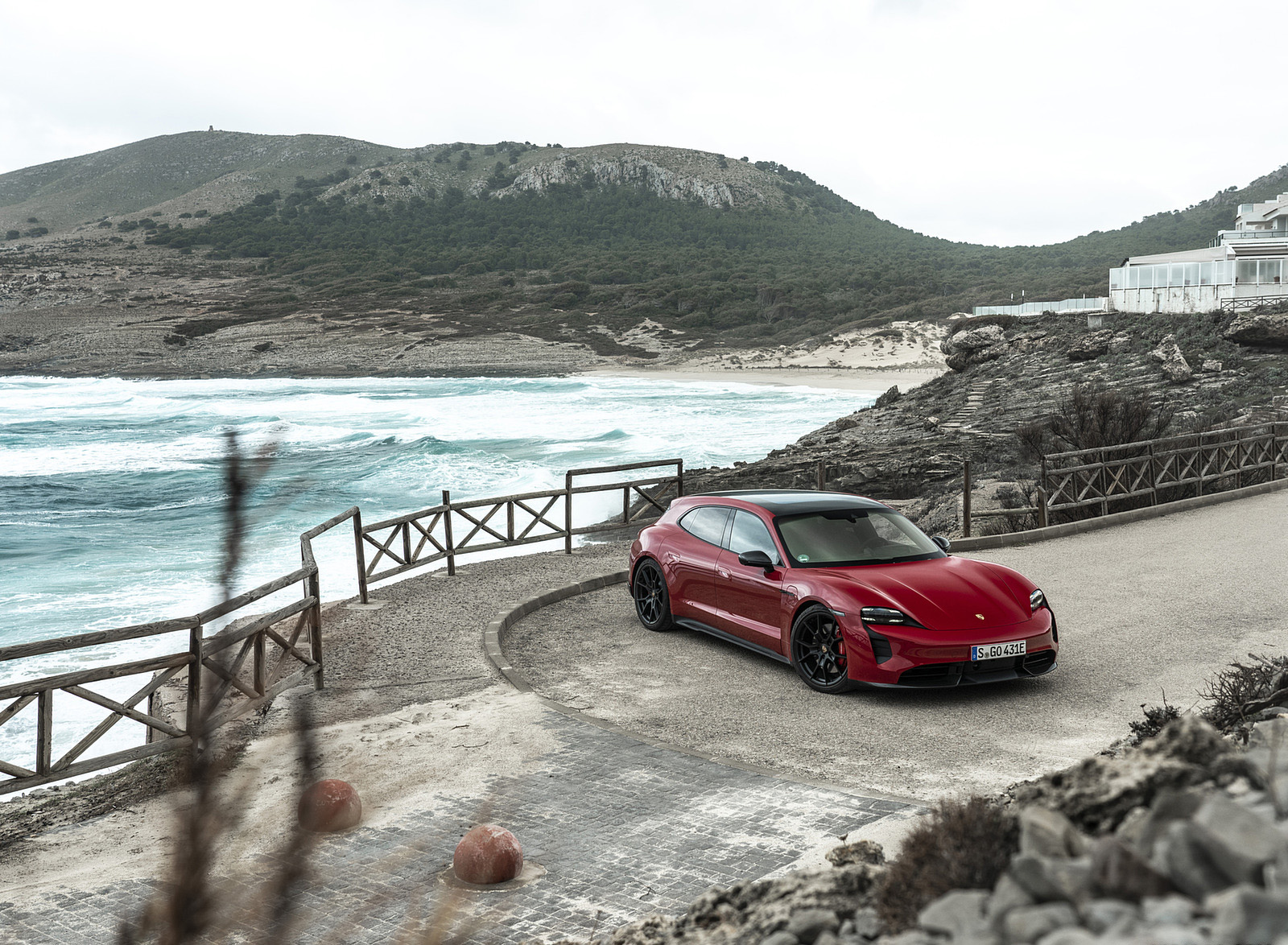 2022 Porsche Taycan GTS Sport Turismo (Color: Carmine Red) Front Three-Quarter Wallpapers #80 of 168