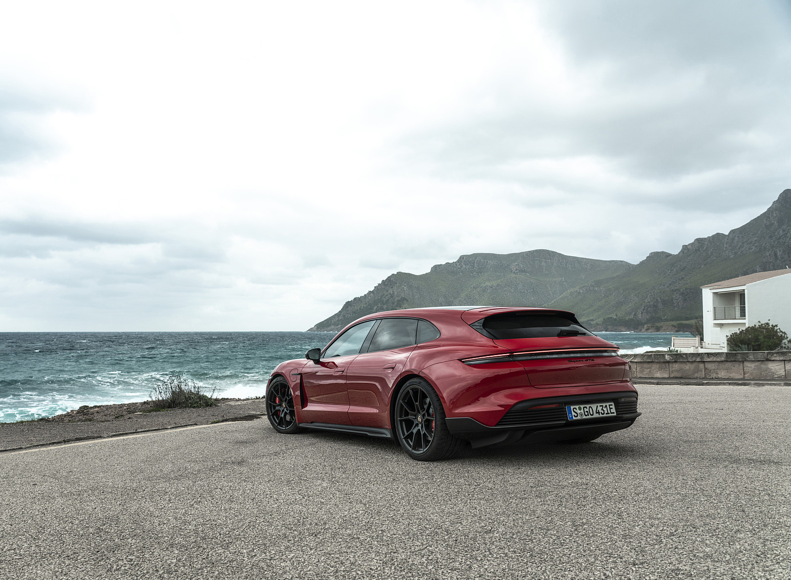 2022 Porsche Taycan GTS Sport Turismo (Color: Carmine Red) Rear Three-Quarter Wallpapers #81 of 168