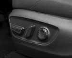 2022 Toyota RAV4 SE Hybrid Interior Detail Wallpapers 150x120 (20)