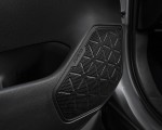2022 Toyota RAV4 SE Hybrid Interior Detail Wallpapers 150x120 (21)