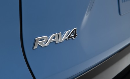 2022 Toyota RAV4 XSE Badge Wallpapers 450x275 (41)