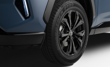2022 Toyota RAV4 XSE Wheel Wallpapers 450x275 (40)