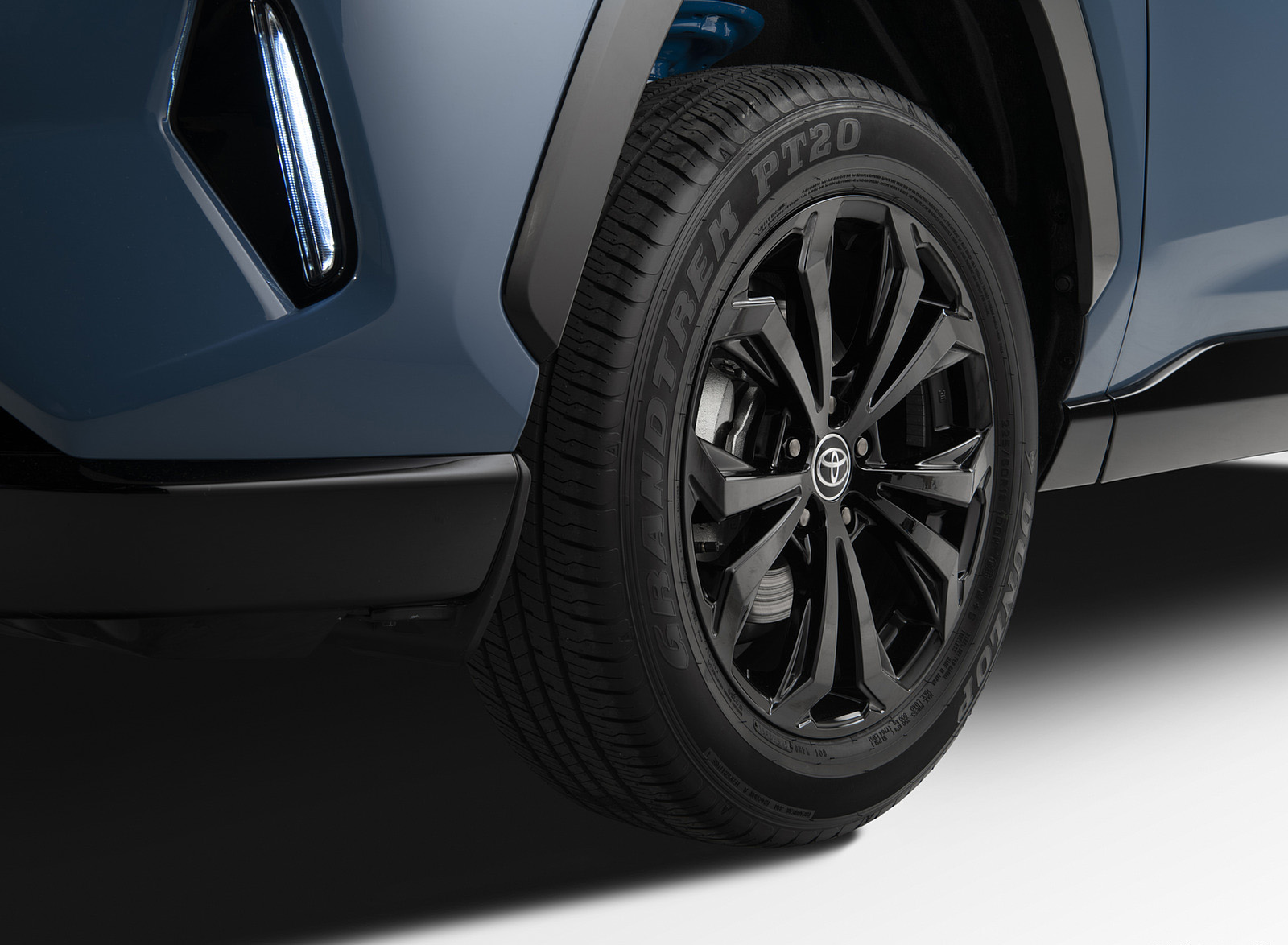 2022 Toyota RAV4 XSE Wheel Wallpapers #40 of 42