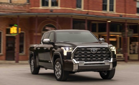 2022 Toyota Tundra 1794 Edition (Color: Smoked Mesquite) Front Three-Quarter Wallpapers 450x275 (2)