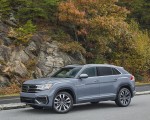 2022 Volkswagen Atlas Cross Sport Front Three-Quarter Wallpapers 150x120 (9)